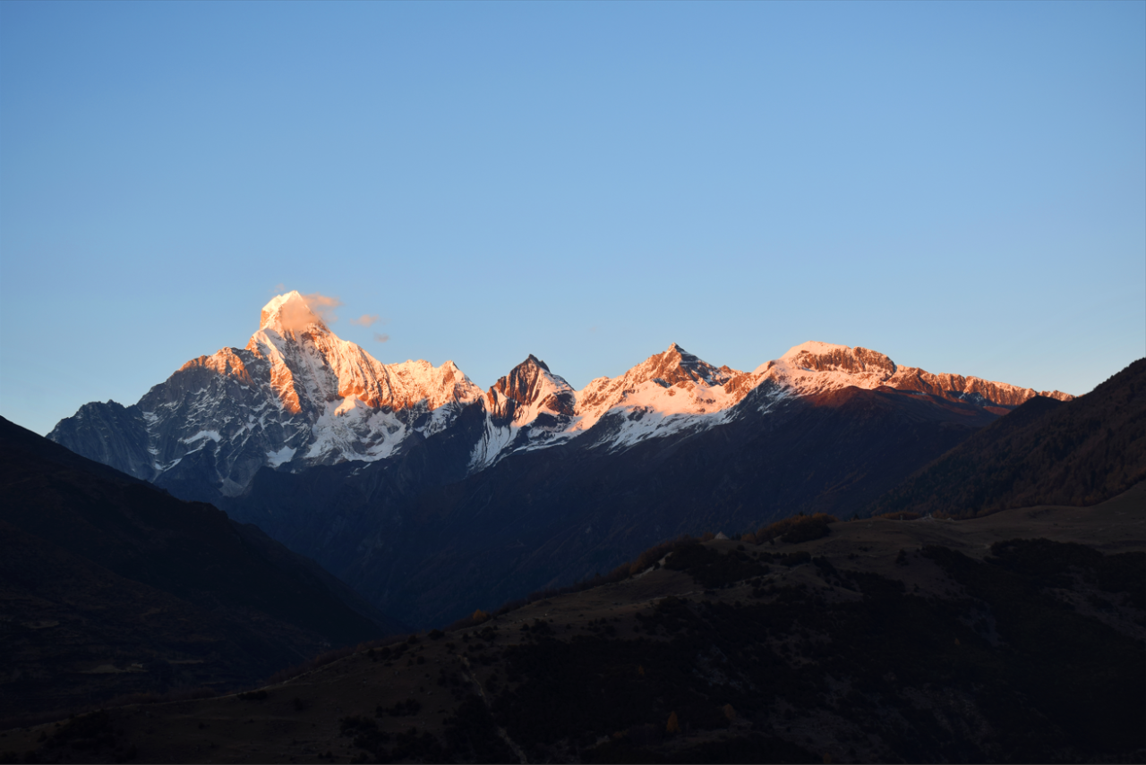 若你未曾目睹“日照金山”……(图4)